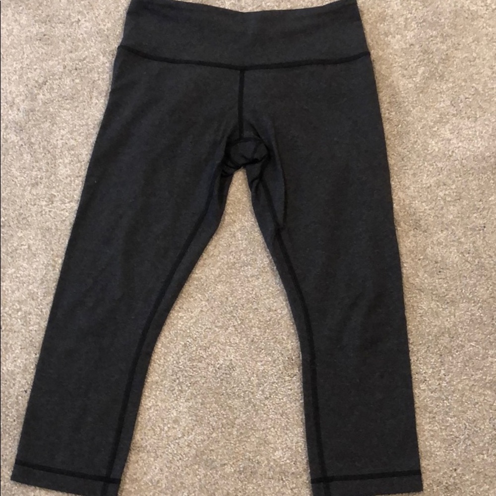 lululemon cropped leggings